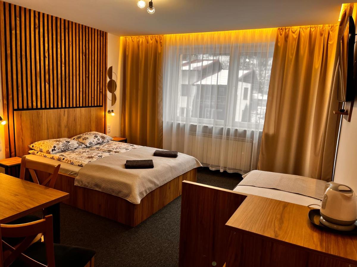 Chambre Triple avec Salle de Bains Privative