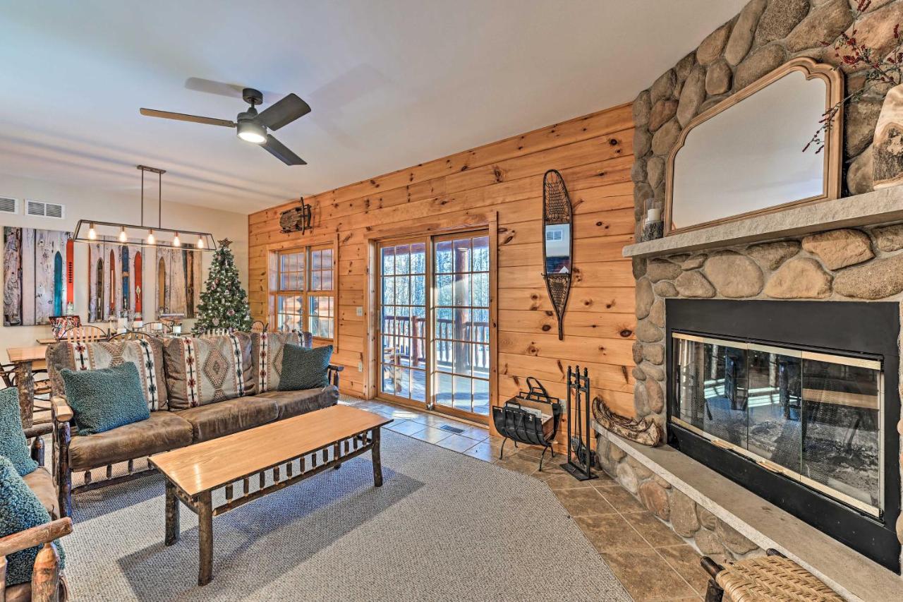 B&B North Creek - Private Family Cabin - 3 Mi to Gore Mountain! - Bed and Breakfast North Creek