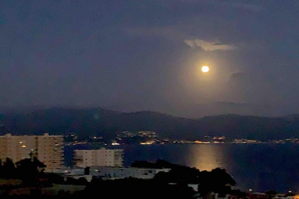 Studio cosy avec vue mer - Bed and Breakfast Ajaccio