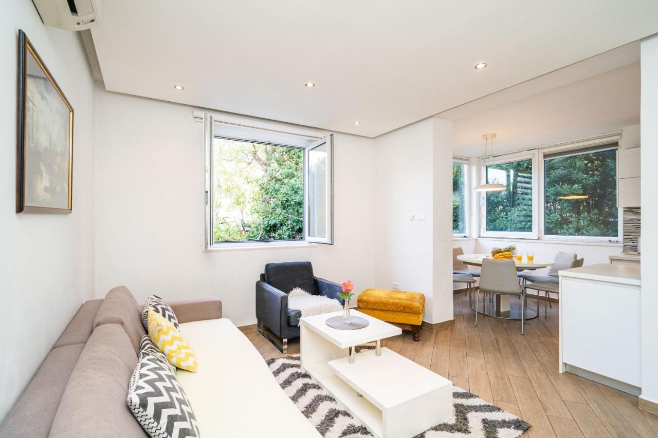 SPACIOUS TWO BEDROOM APARTMENT - B&B Ragusa