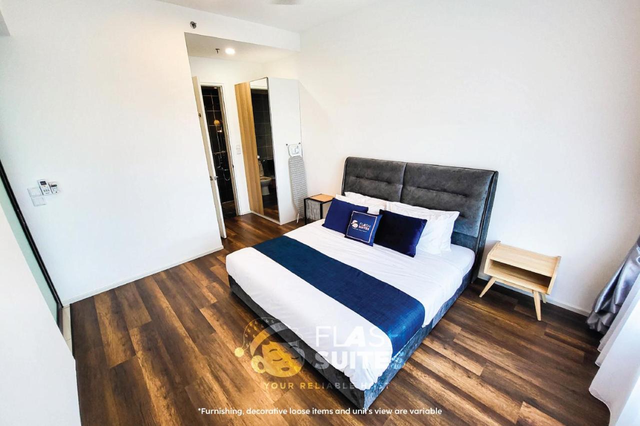 Premium One-Bedroom Suite with Balcony