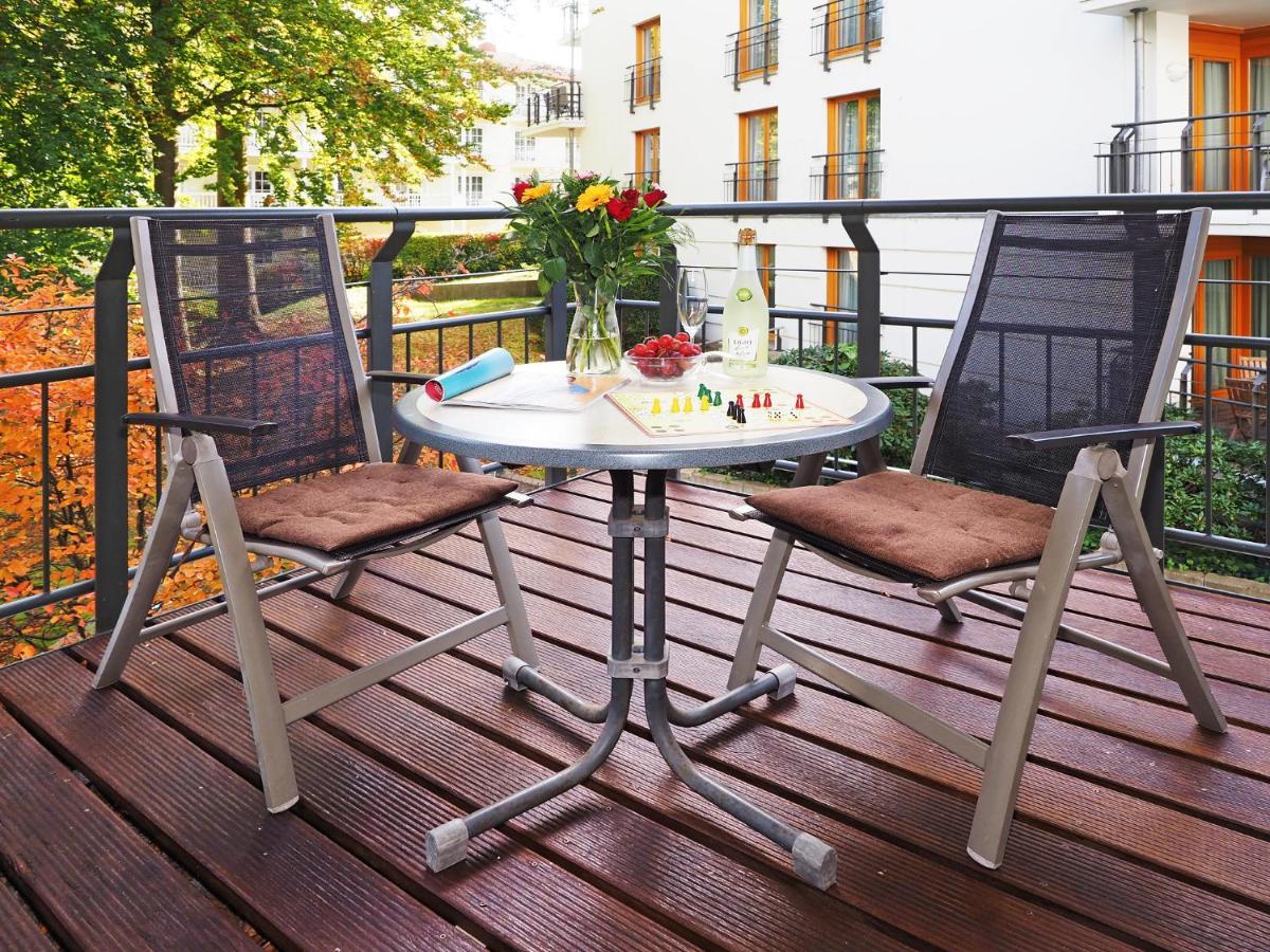 Kaiservillen Heringsdorf - Ferienwohnung mit 1 Schlafzimmer und Balkon D214 - B&B