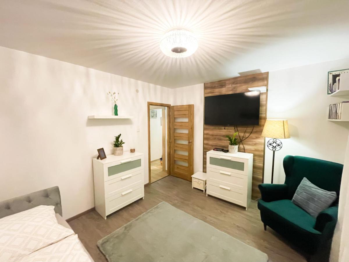 Appartamento con 2 Camere da Letto