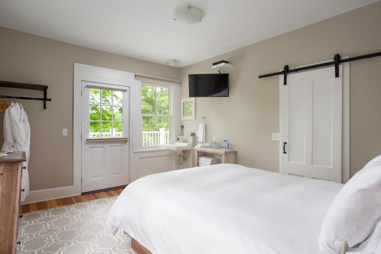 Double Room with Lake View