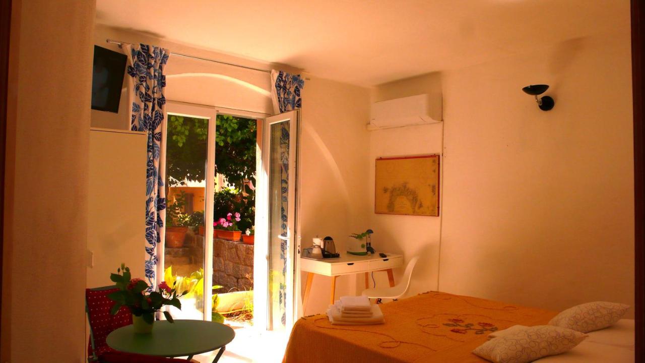 B&B Santa Teresa Gallura - la randa - Bed and Breakfast Santa Teresa Gallura