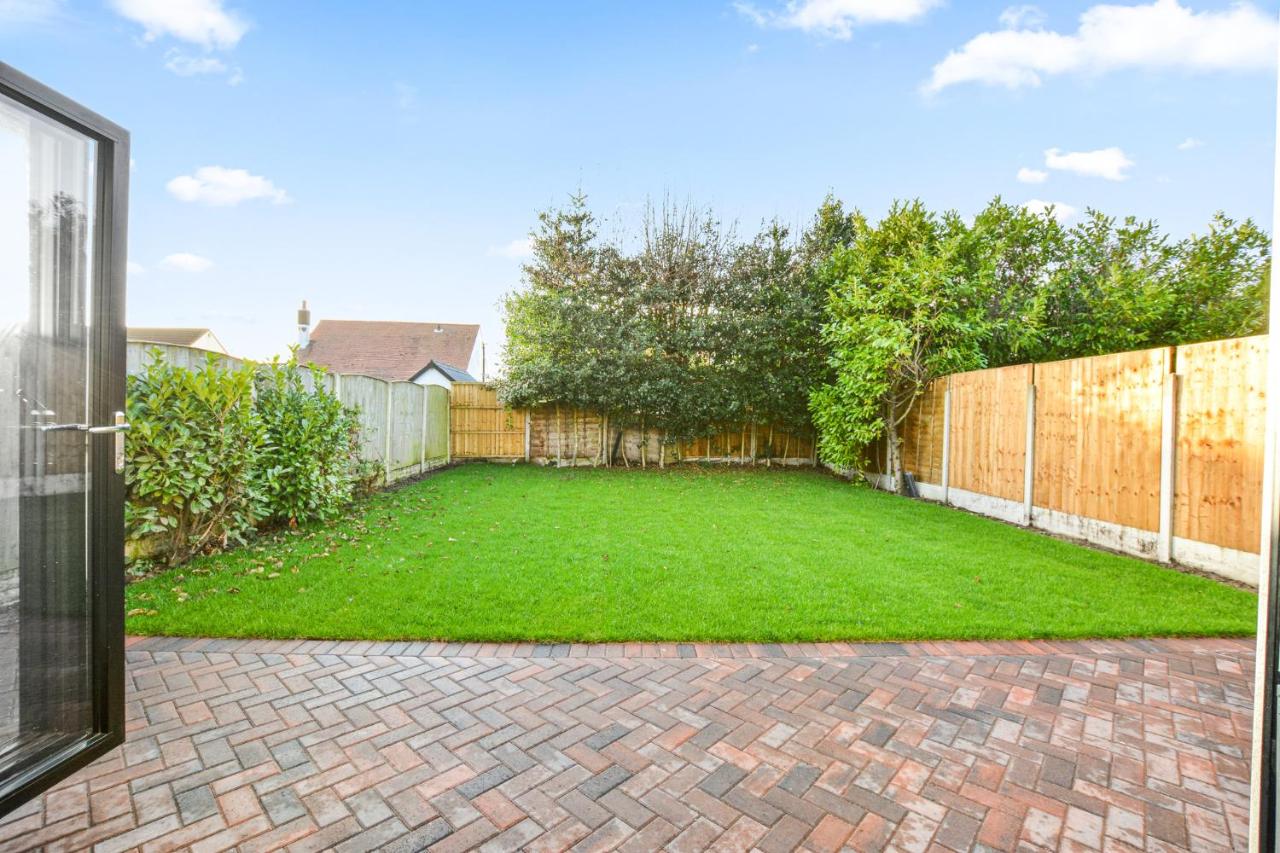 Luxury 3-Bedroom House In Formby - B&B