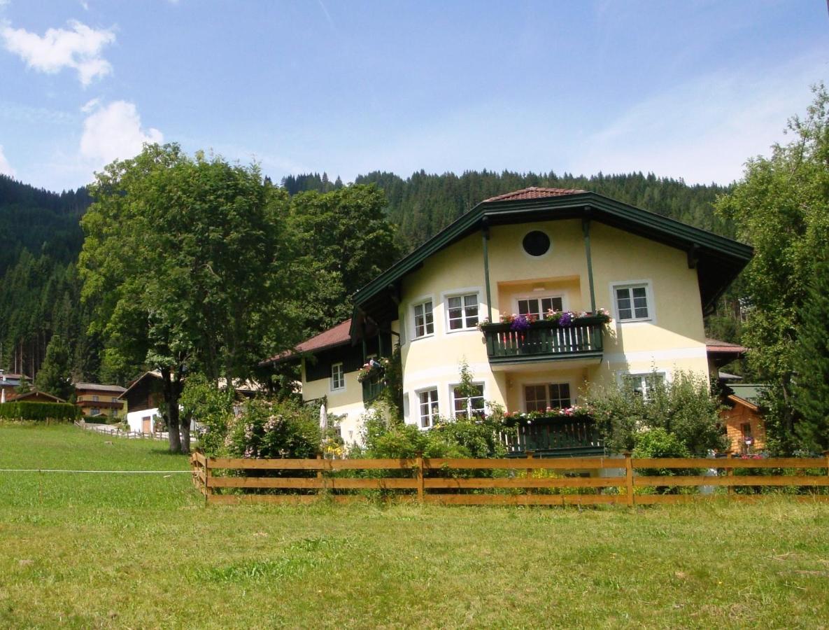 B&B Flachau - Apartments Geistlinger - Bed and Breakfast Flachau