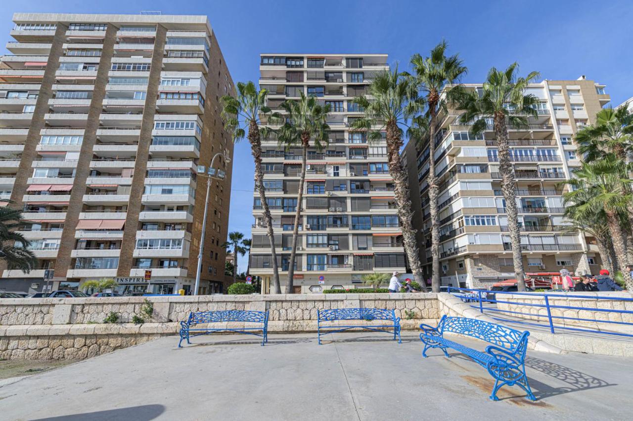 Mediterraneo Beach Apartment in Malaga by Solaga Holiday Homes - B&B Málaga