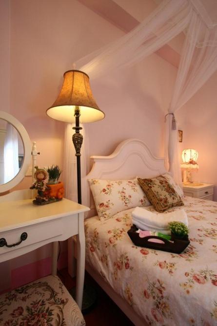 Double Room - Snow White