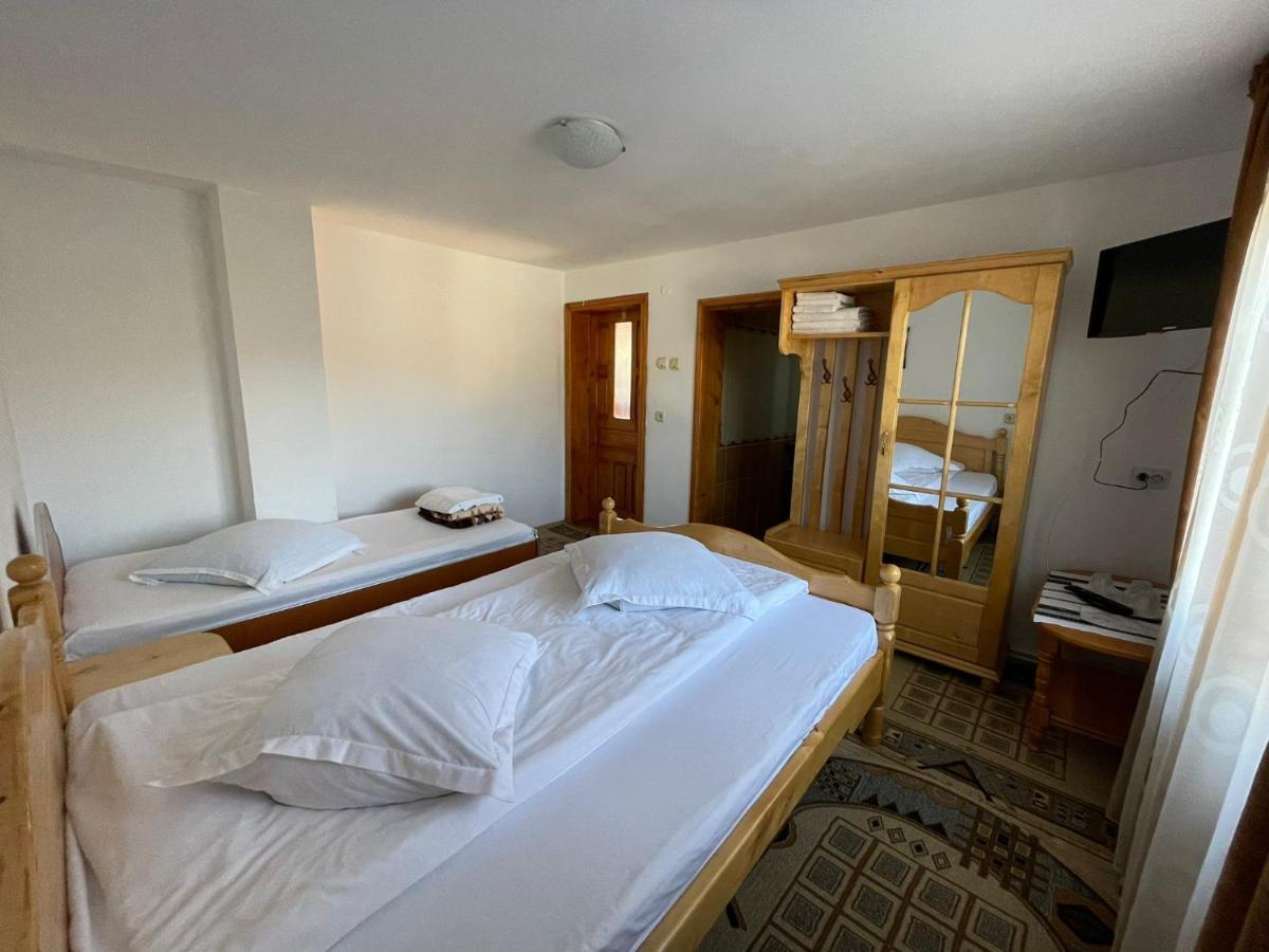 Triple Room with Private Bathroom