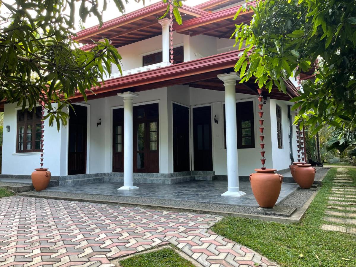 Basic Driepersoonskamer met Gedeelde Badkamer