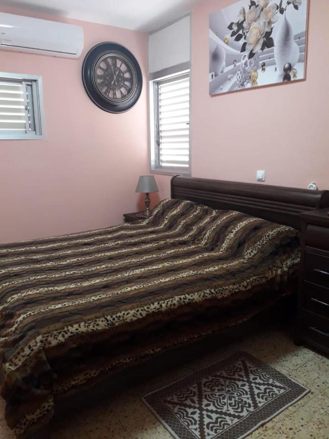 B&B Asjdod - Private room in the сomfortable apartment in Ashdod, 7 min walk to the beach - Bed and Breakfast Asjdod
