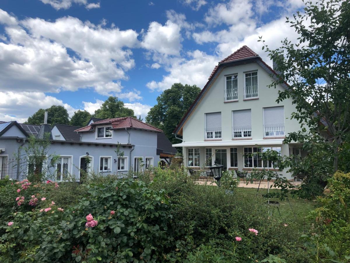 B&B Senftenberg - SEENLANDHOF - Bed and Breakfast Senftenberg