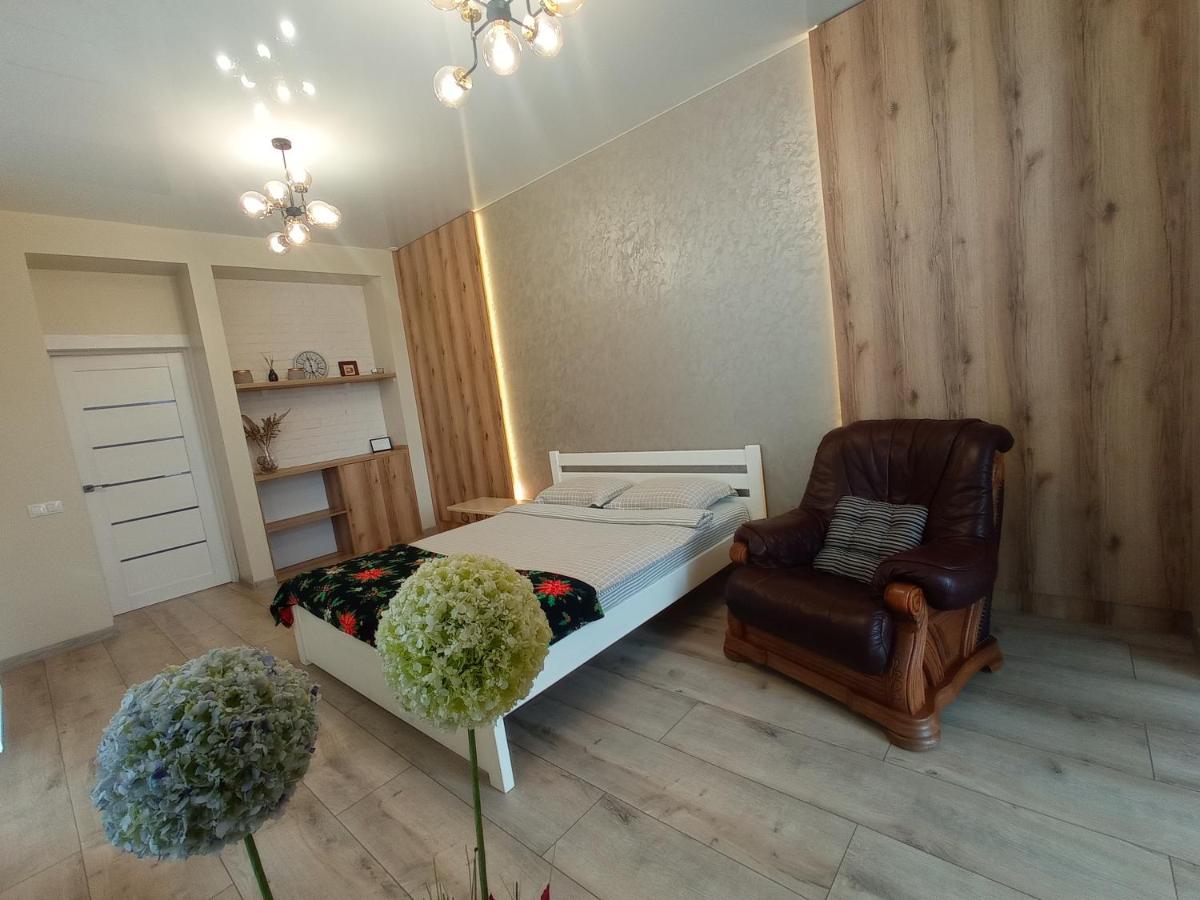 B&B Rivne - LUX apartment & центр,ЖК Театральний - Bed and Breakfast Rivne