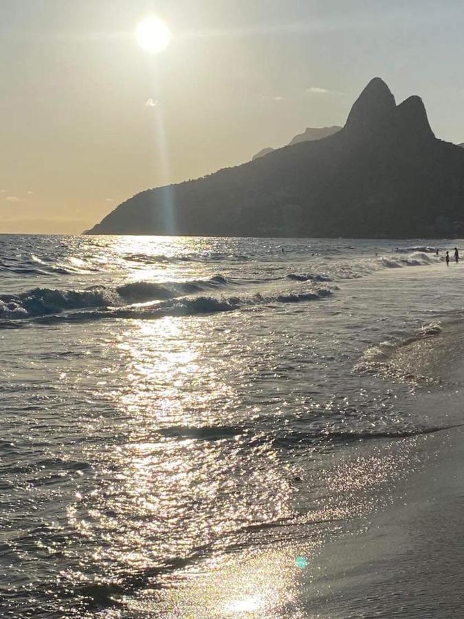 Ipanemabeach private Room for one person only - B&B Rio de Janeiro