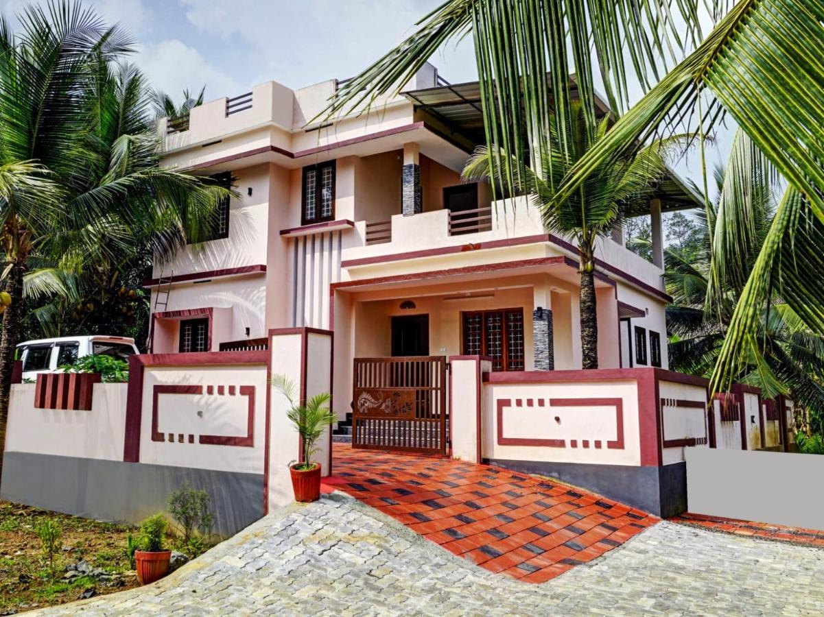 B&B Neriyamangalam - Shalom Palace Residency - Bed and Breakfast Neriyamangalam