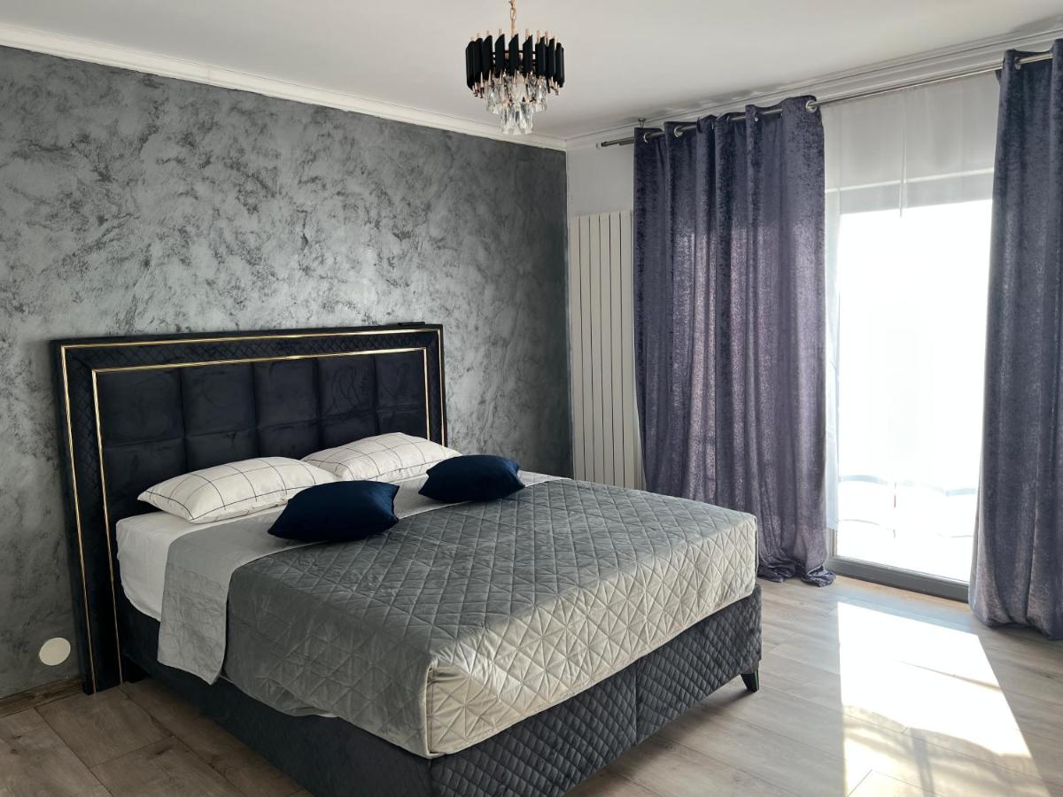 B&B Drobeta-Turnu Severin - Apartament lux,Sarah relax2 - Bed and Breakfast Drobeta-Turnu Severin