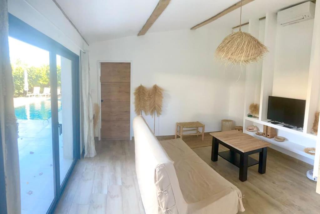 Maison Piscine Sauna 5min Centre Aix - Casa G. - B&B Aix-en-Provence