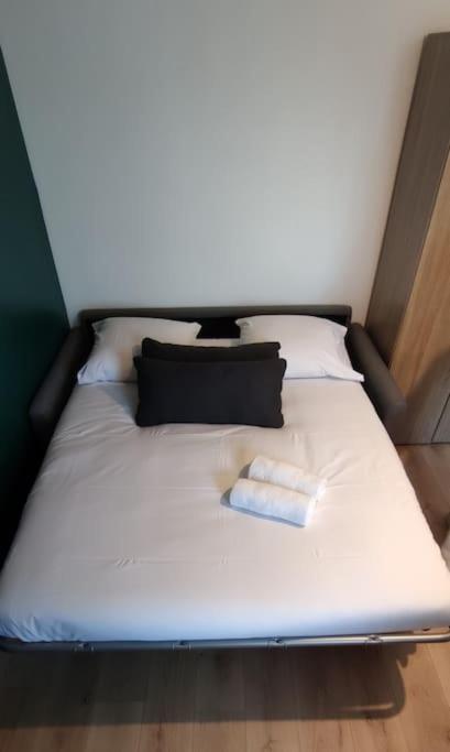 B&B Nantes - Studio Gare - Jardin des Plantes - wifi & calme - Bed and Breakfast Nantes