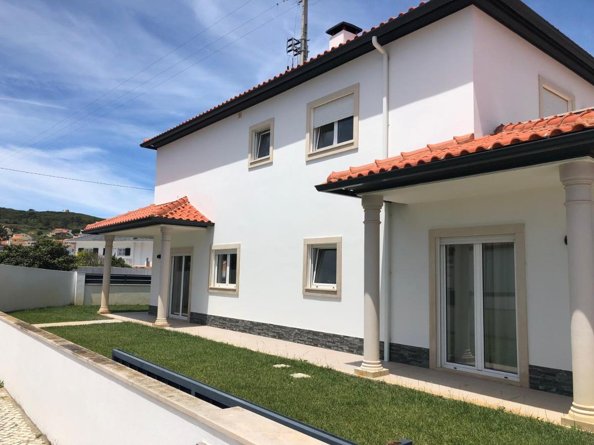 Torrezinha- Moradia Moderna em condomínio com piscina - Ferienwohnung