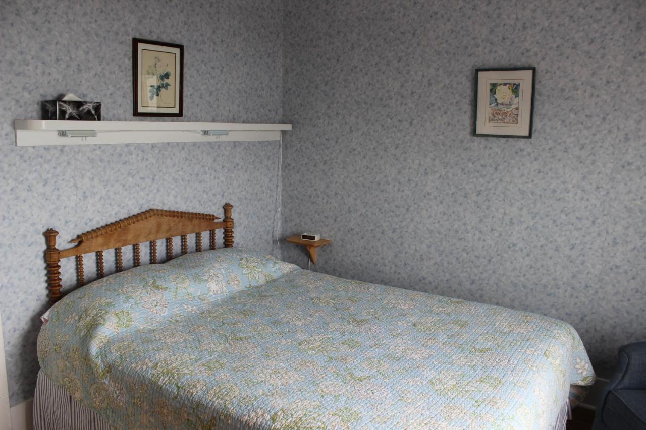 Rose Room