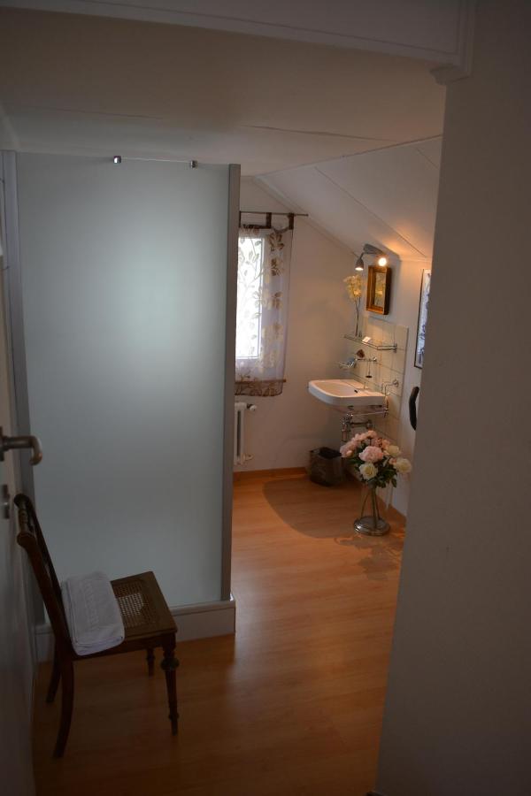 Camera Singola con Bagno in Comune