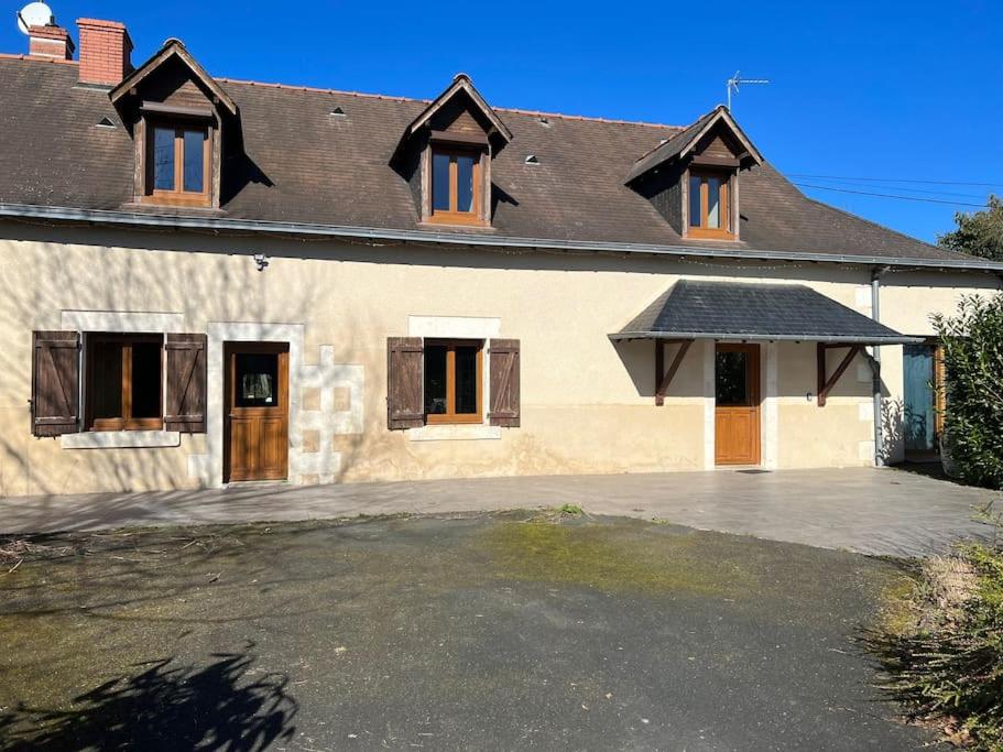 Le Cabaret Paisible avec Piscine - B&B
