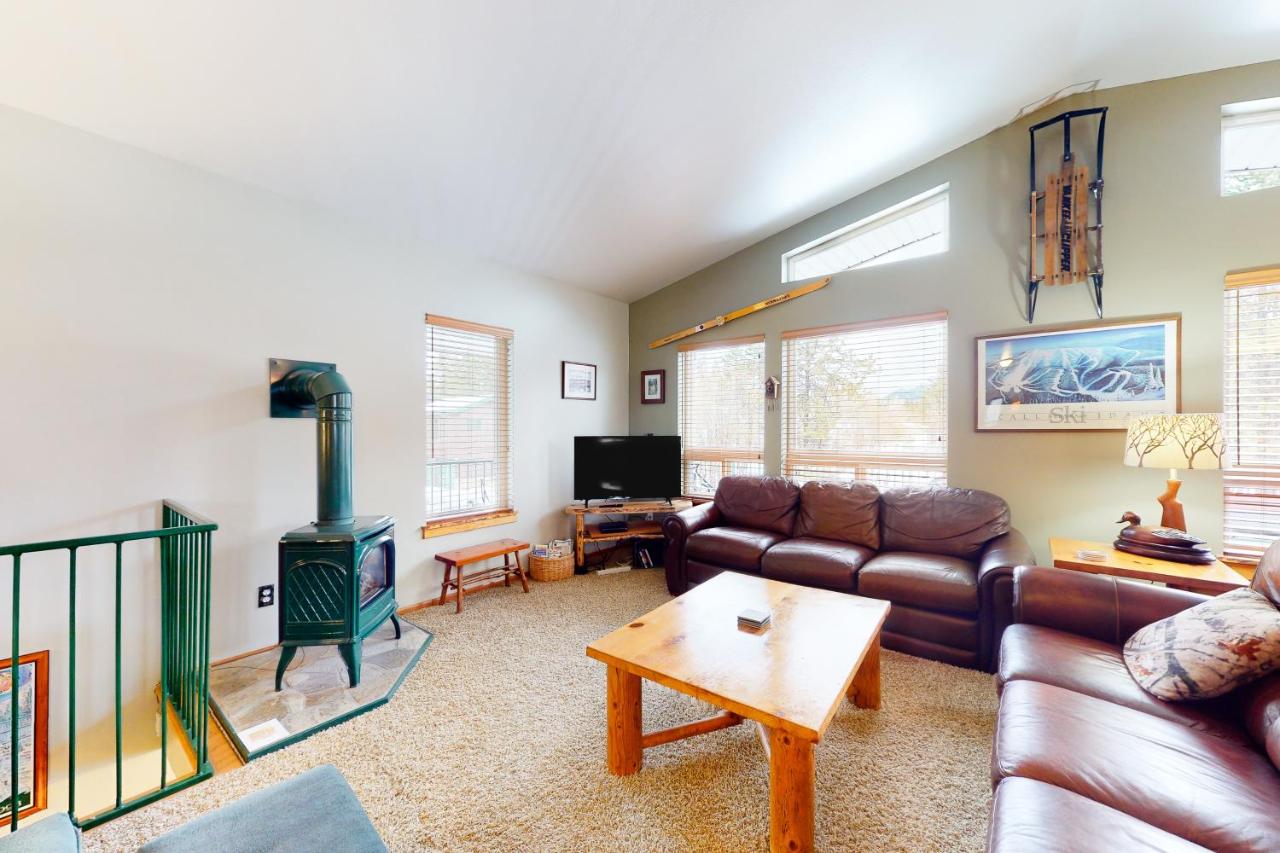 Timber Place - B&B