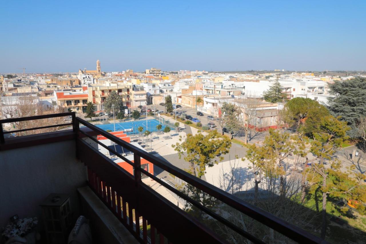 Stanza in Appartamento incantevole con camino Adelfia Bari - B&B Adelfia