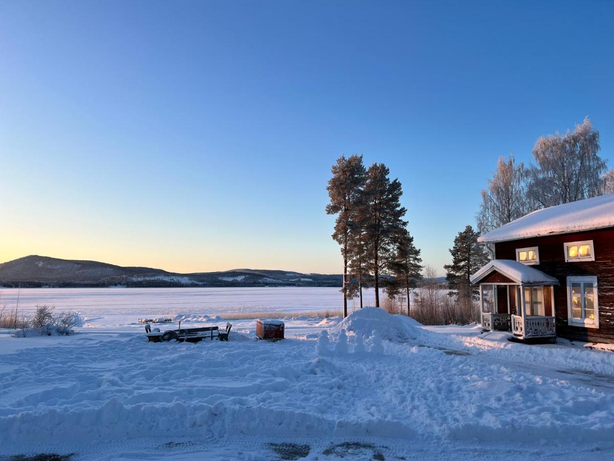Trevlig villa mellan sjöarna i Vistträsk By. - B&B Vistheden
