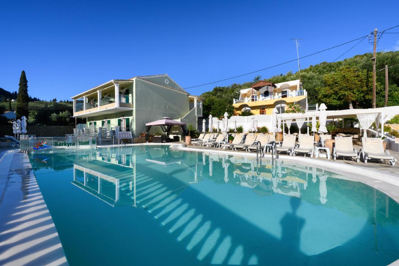 Kerkyra Island Hotel - Chambres d’hôtes