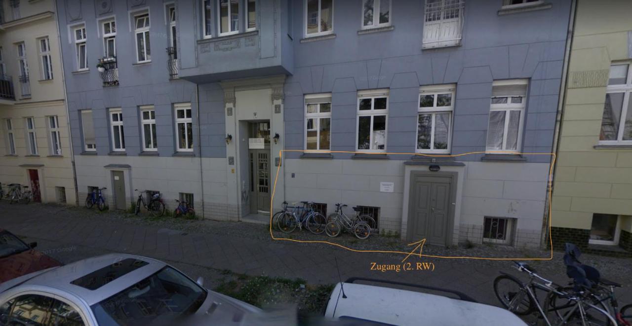 Spacious apartment in Hemholtzkiez Prenzlauer Berg for 8 People Hiddenseer - Chambres d'hôtes Berlin