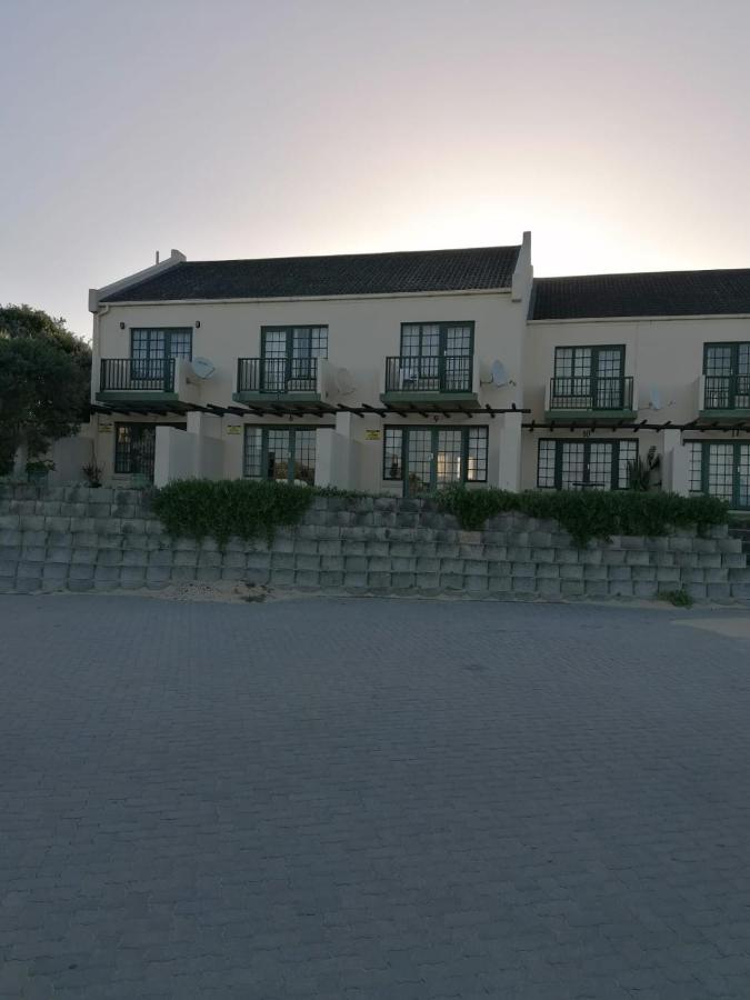 B&B Port Alfred - Lovely Family Seaview Apartment - Bed and Breakfast Port Alfred