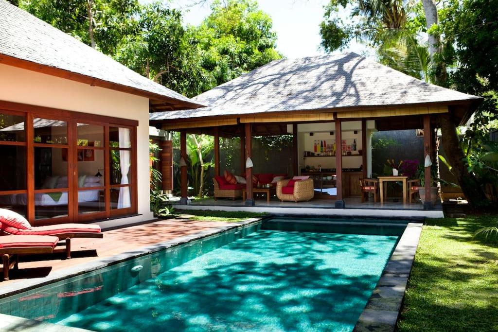 Mango Tree Villas Jimbaran Bali - B&B