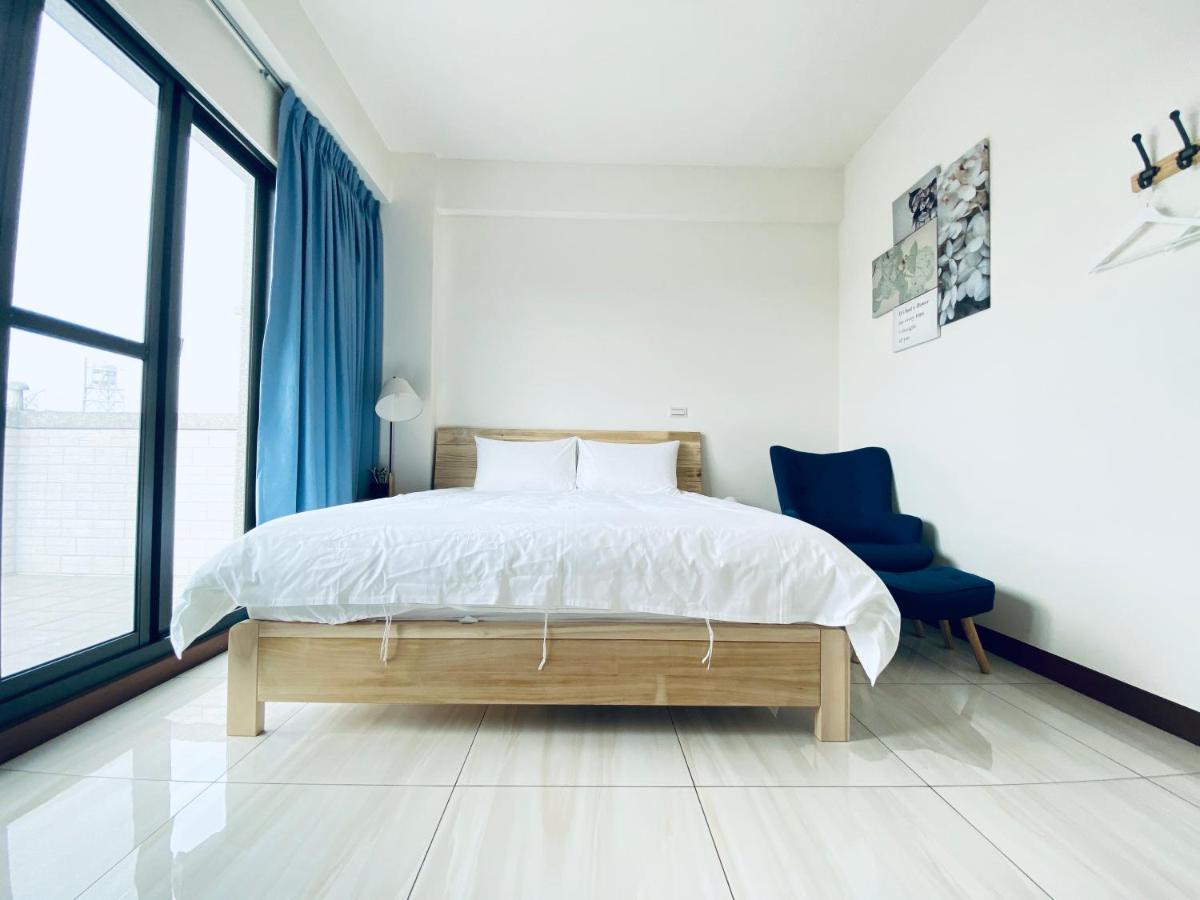 Queen Room with Balcony