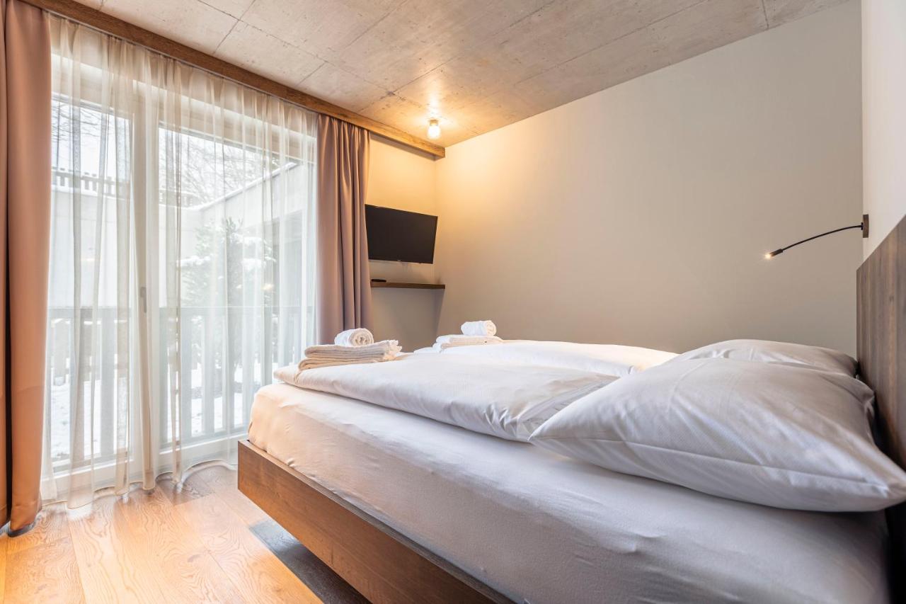Premium Apartment with Sauna & Balcony