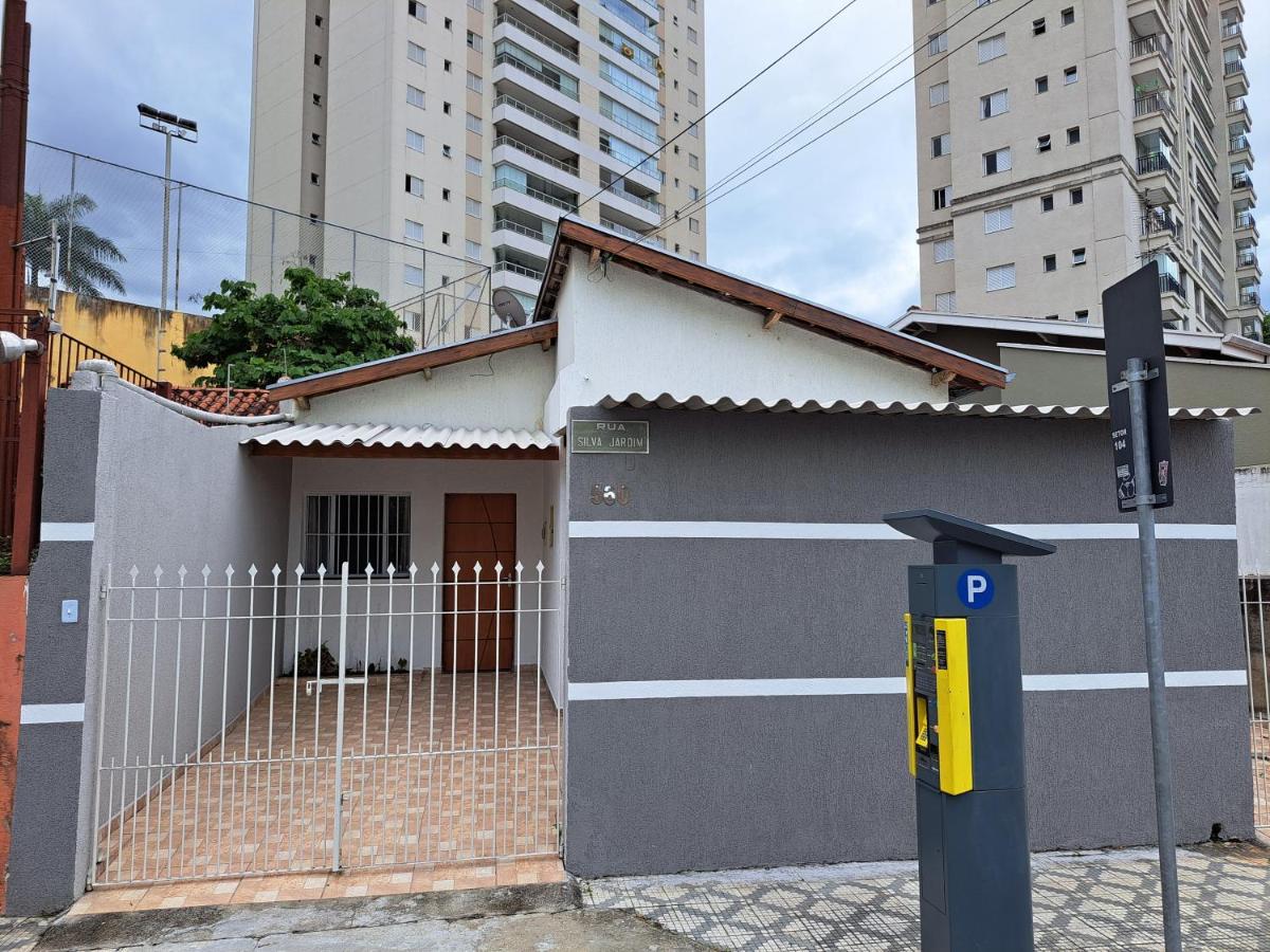 CASA LUGAR TOP - prefeitura, UNITAU, hospital e Av do Povo - Chambres d’hôtes