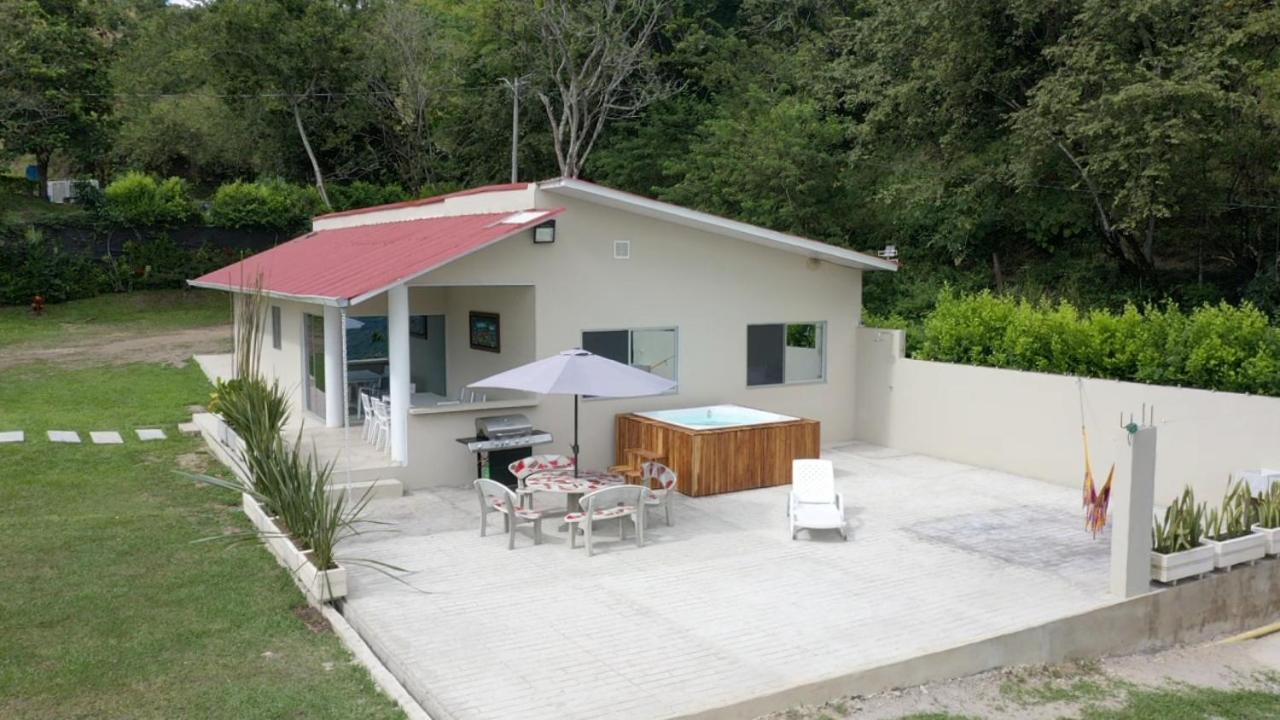 Villeta Casa de Campo caracoli spa - B&B