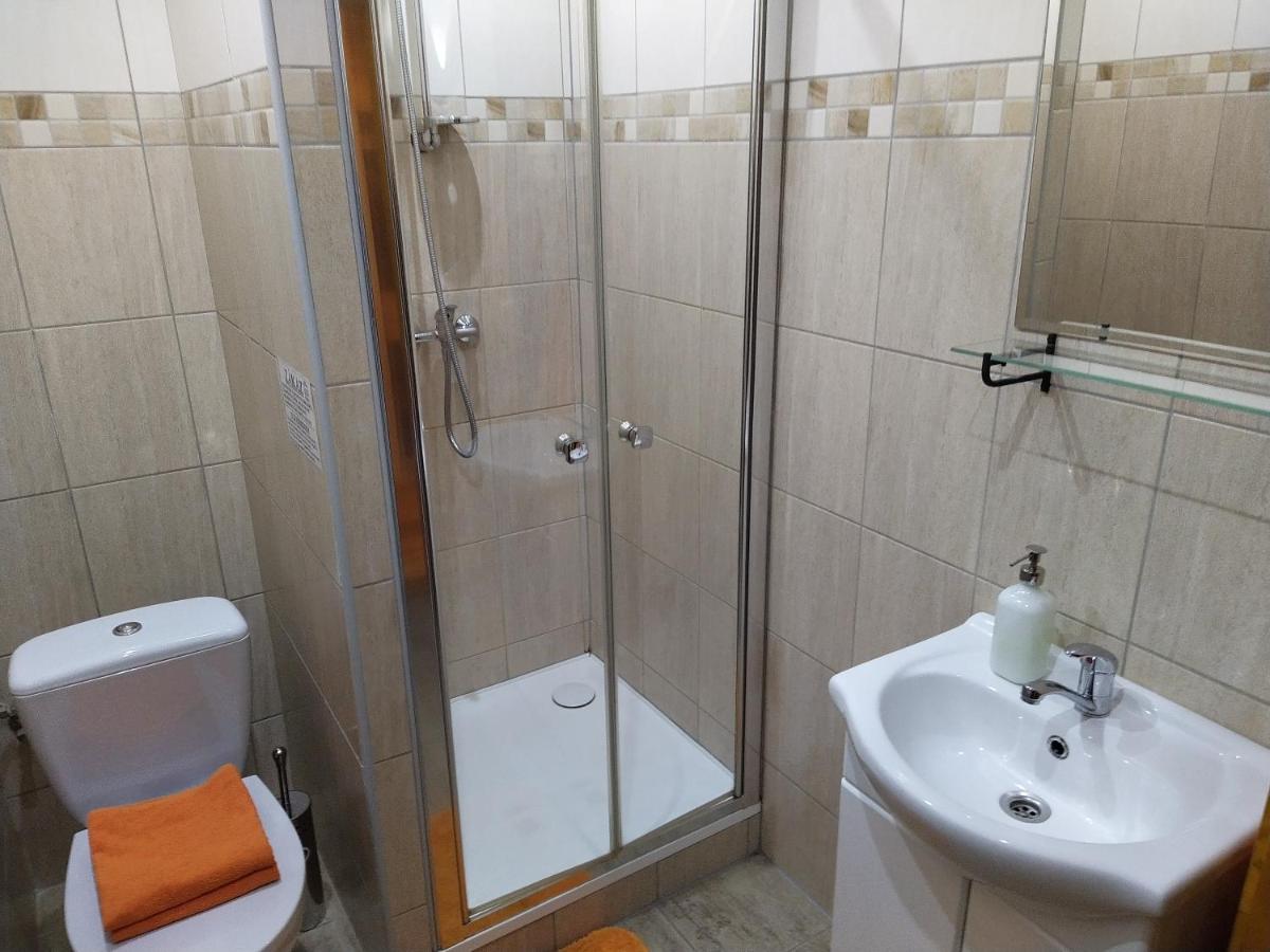 Chambre Quadruple avec Salle de Bains Privative
