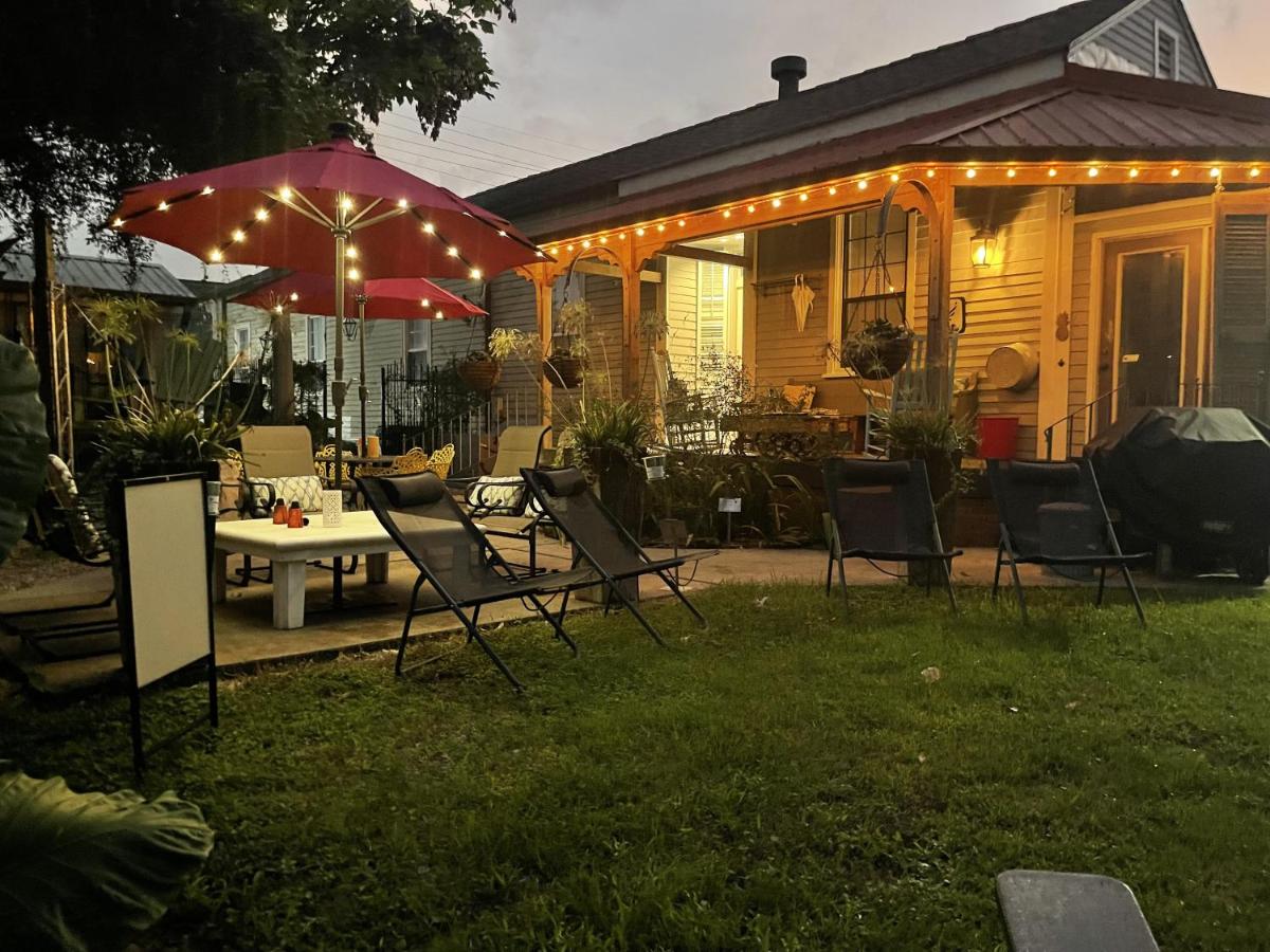 B&B New Orleans - Bywater Home, Parking and Pet Friendly Retreat - Bed and Breakfast New Orleans