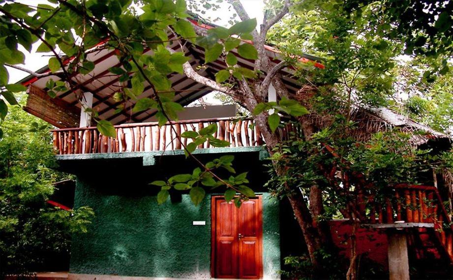 Sigiri Holiday Villa - B&B
