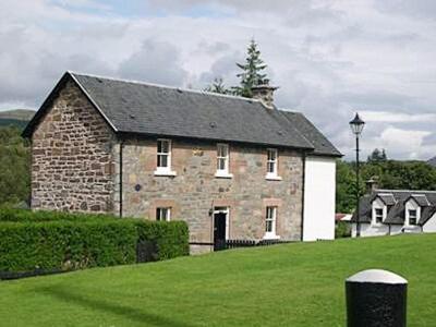 B&B Fort Augustus - Lockside Lower Flat - Bed and Breakfast Fort Augustus