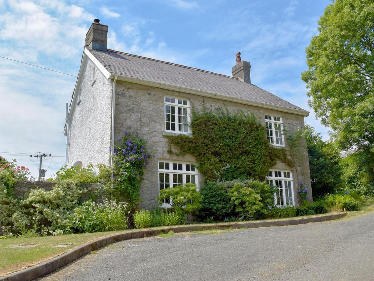 Four-Bedroom Holiday Home