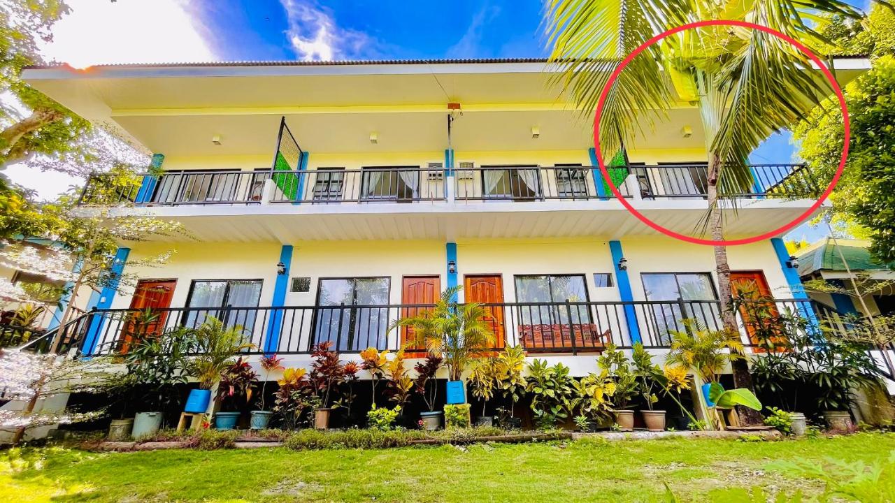 Studio with Balcony