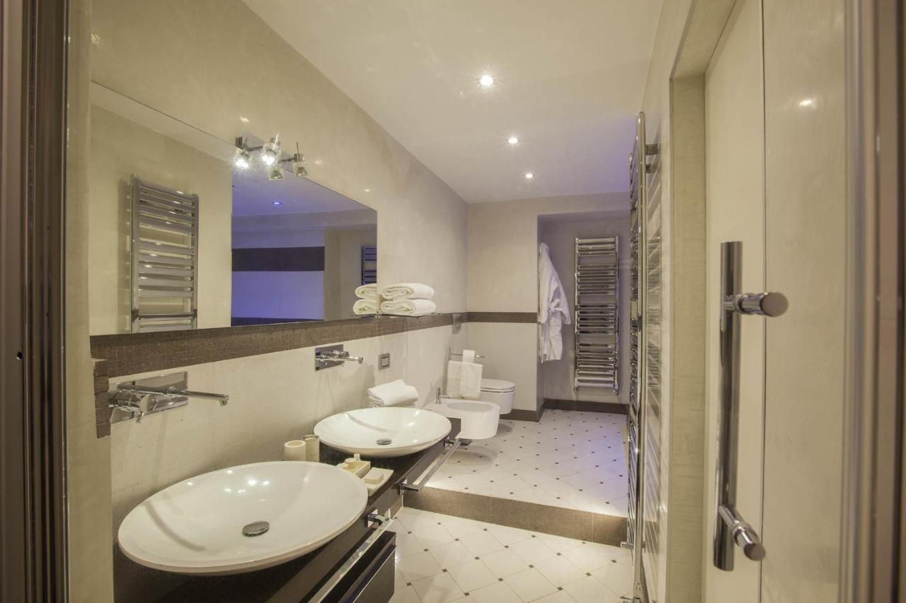 Suite Deluxe con bañera de hidromasaje