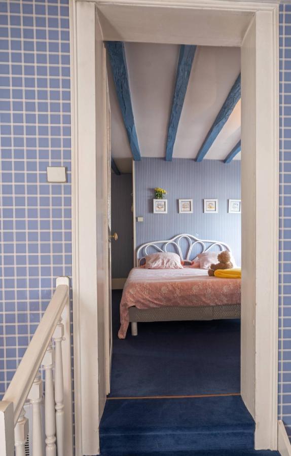 Quadruple Room with Private Bathroom