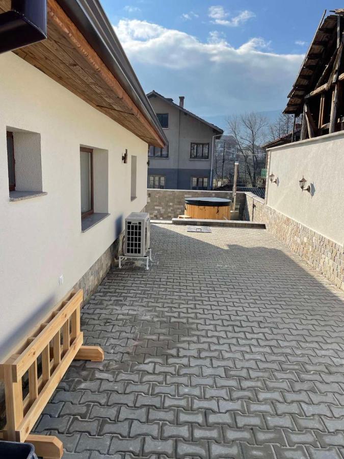 Вила Рафаела-Мартина - B&B