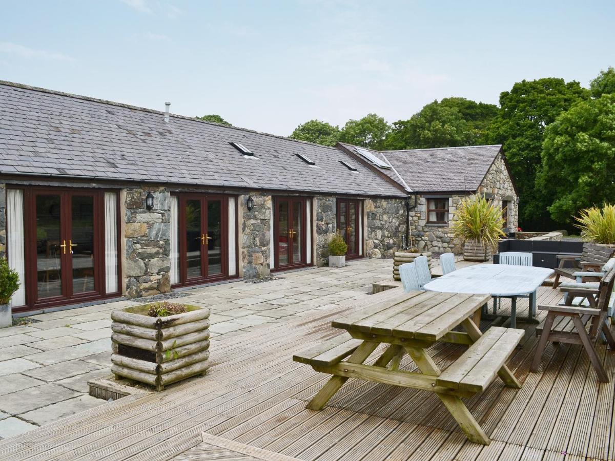 B&B Llanwnda - Glanrafon Isaf - Bed and Breakfast Llanwnda