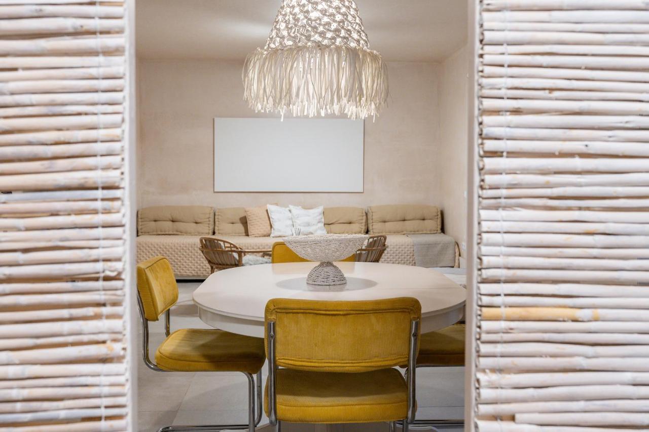 Exclusivo Bajo frente al mar - Playa la Caleta - B&B Málaga