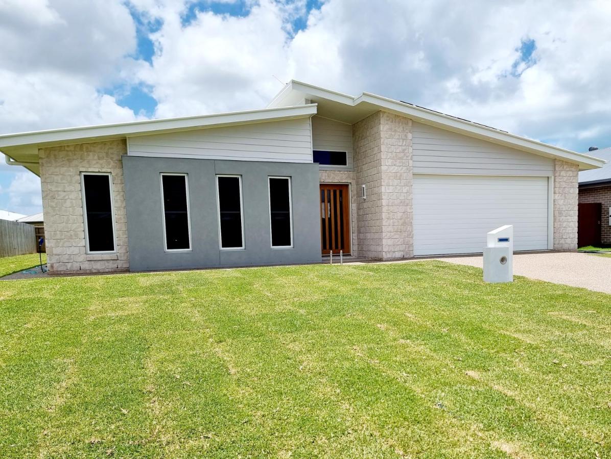 Large and Private Executive Home - Secure parking for boats - B&B